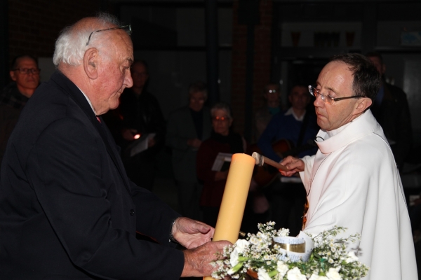 17 04 15 Easter Vigil 023