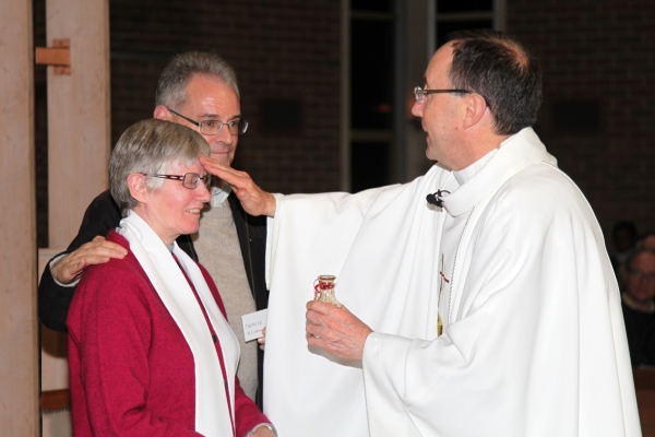 17 04 15 Easter Vigil 094