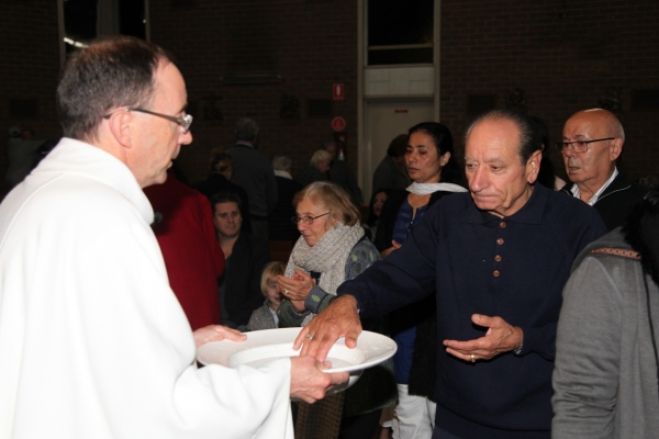 17 04 15 Easter Vigil 085